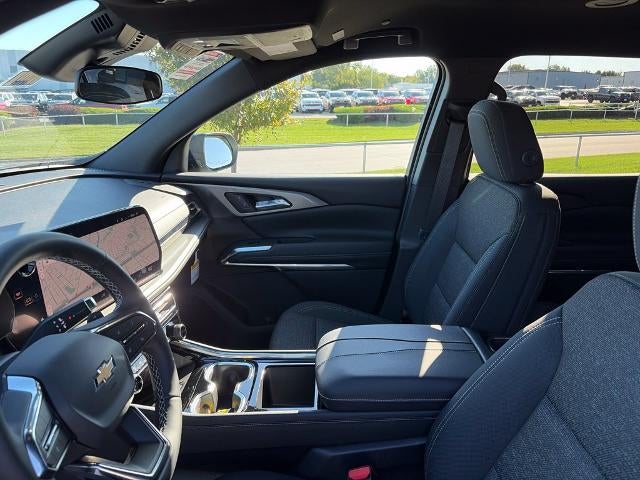 2027 Chevrolet Traverse LT w/2LT
