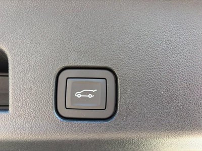 2027 Chevrolet Traverse LT w/2LT