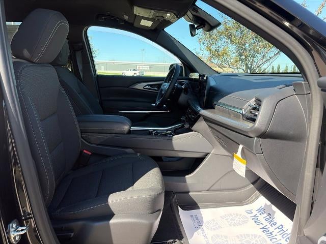 2027 Chevrolet Traverse LT w/2LT