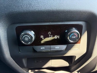 2027 Chevrolet Traverse LT w/2LT