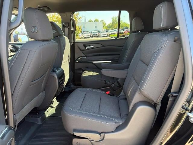 2027 Chevrolet Traverse LT w/2LT