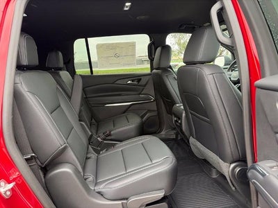 2027 Chevrolet Traverse LT w/2LT