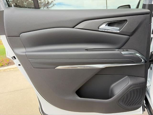 2026 Chevrolet Traverse LT w/2LT