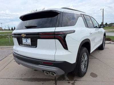 2027 Chevrolet Traverse LT w/2LT