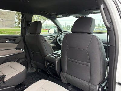 2027 Chevrolet Traverse LT w/2LT