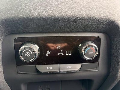 2027 Chevrolet Traverse LT w/2LT