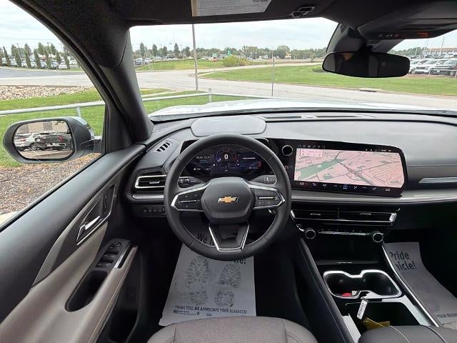 2027 Chevrolet Traverse LT w/2LT