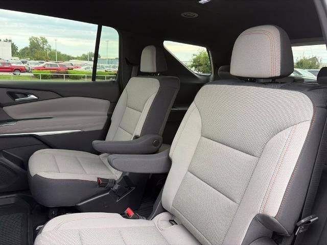 2027 Chevrolet Traverse LT w/2LT
