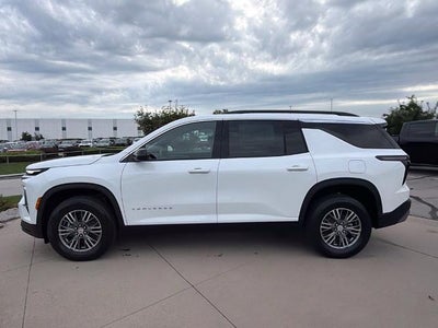 2027 Chevrolet Traverse LT w/2LT