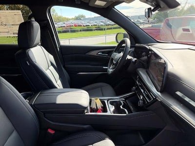 2027 Chevrolet Traverse LT w/2LT