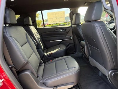 2027 Chevrolet Traverse LT w/2LT