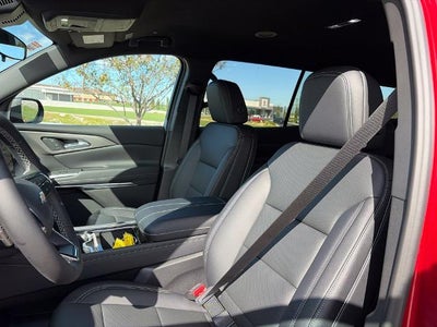 2027 Chevrolet Traverse LT w/2LT