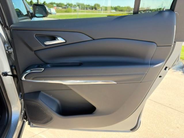 2026 Chevrolet Traverse LT w/2LT