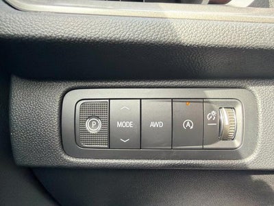 2027 Chevrolet Traverse LT w/2LT
