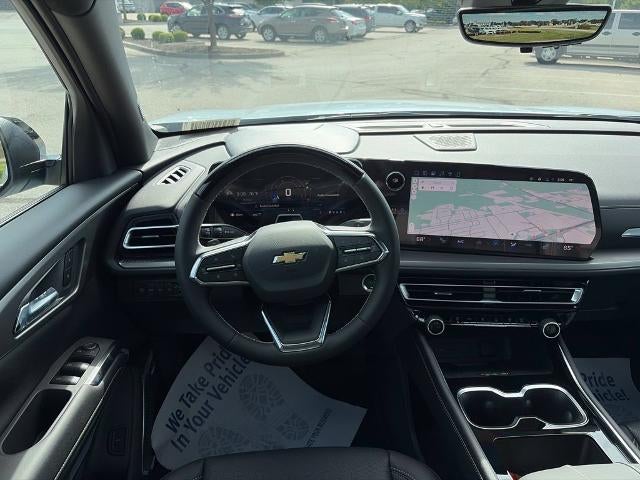2027 Chevrolet Traverse LT w/2LT