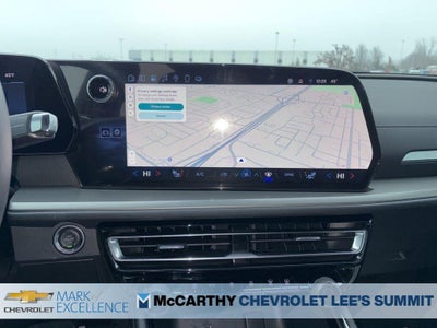 2025 Chevrolet Traverse LT w/2LT