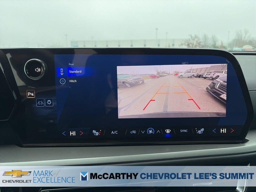 2025 Chevrolet Traverse LT w/2LT