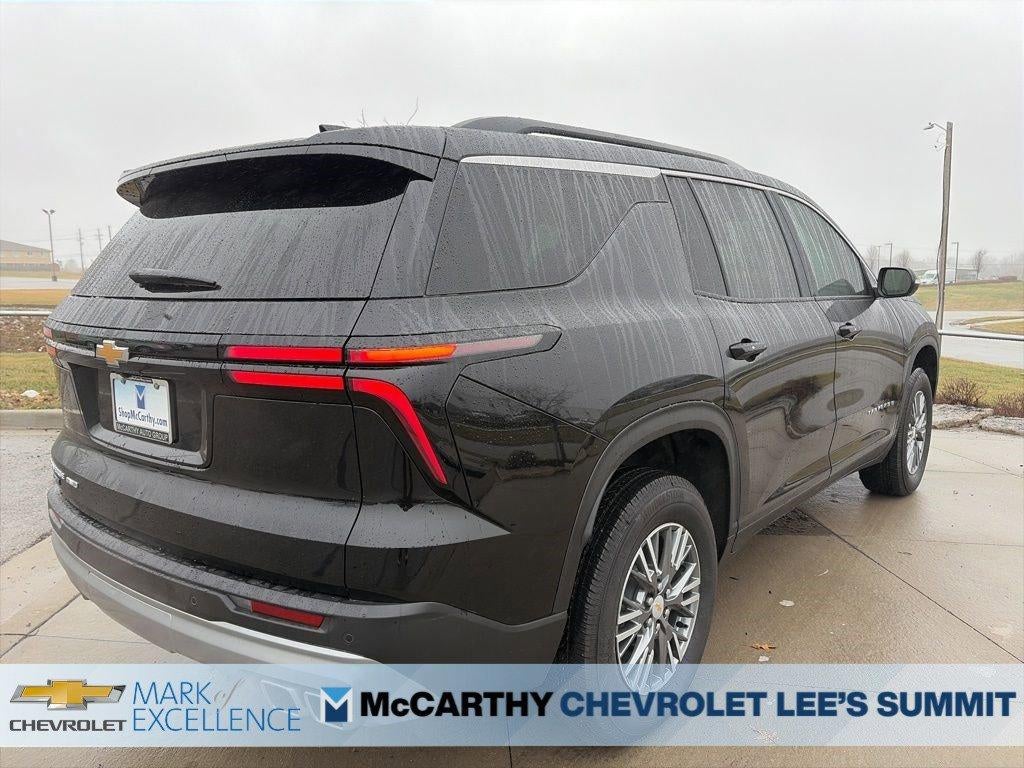 2025 Chevrolet Traverse LT w/2LT