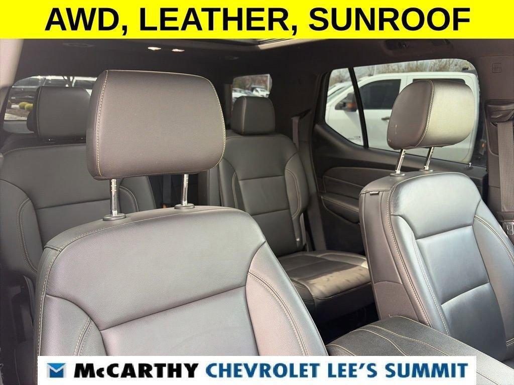 2022 Chevrolet Traverse LT Leather
