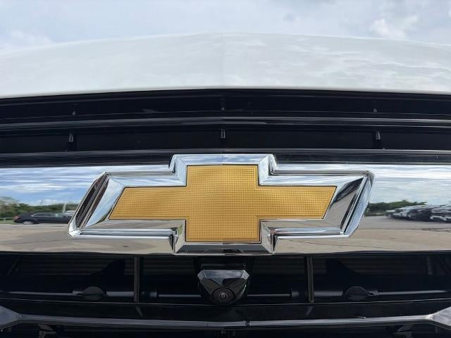 2026 Chevrolet Suburban 4WD LS