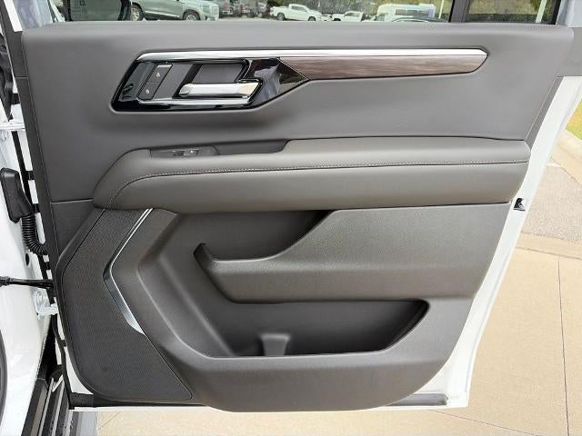 2026 Chevrolet Suburban 4WD LS