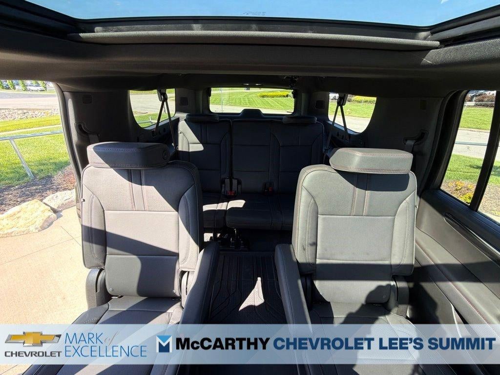 2026 Chevrolet Suburban 4WD RST