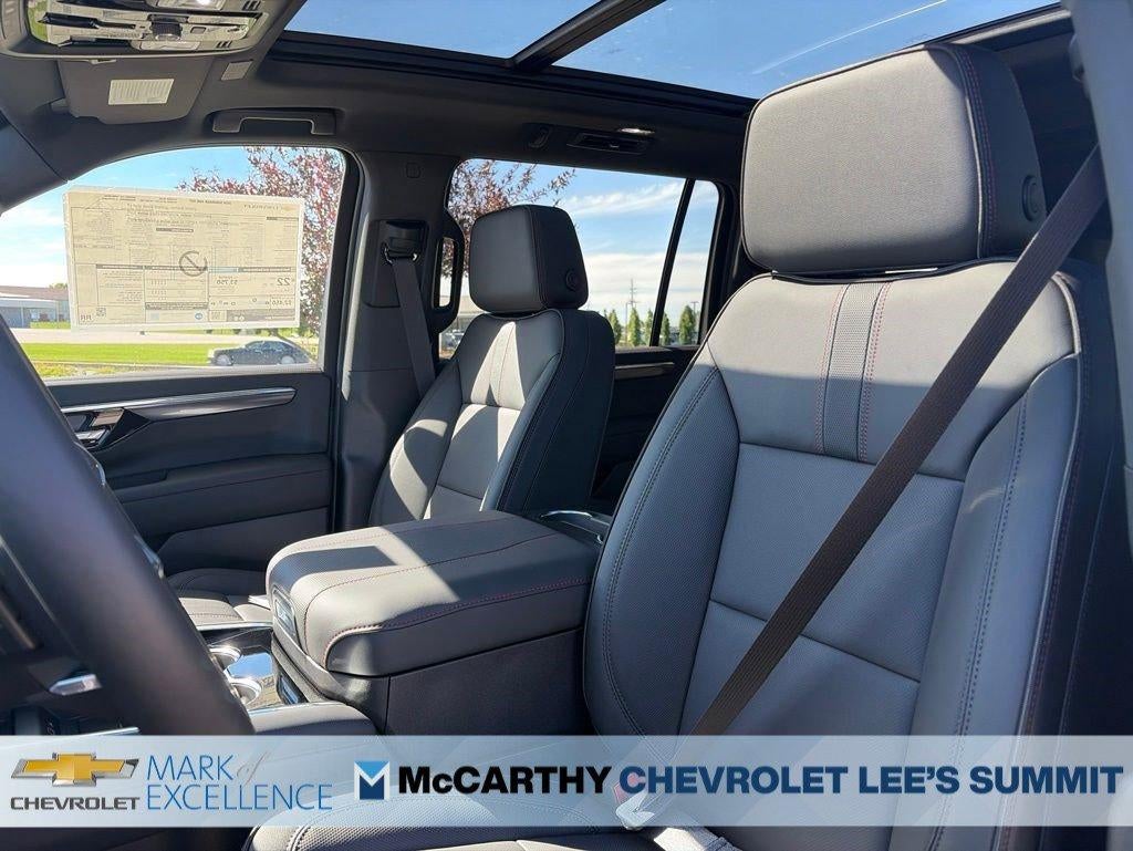 2026 Chevrolet Suburban 4WD RST