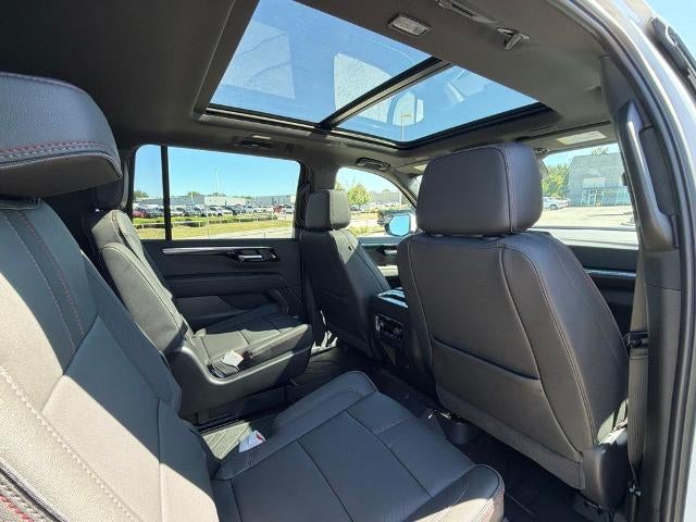 2026 Chevrolet Suburban 4WD RST