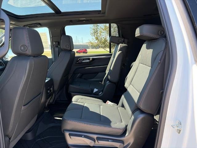 2026 Chevrolet Suburban 4WD RST