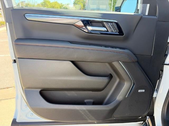 2026 Chevrolet Suburban 4WD RST