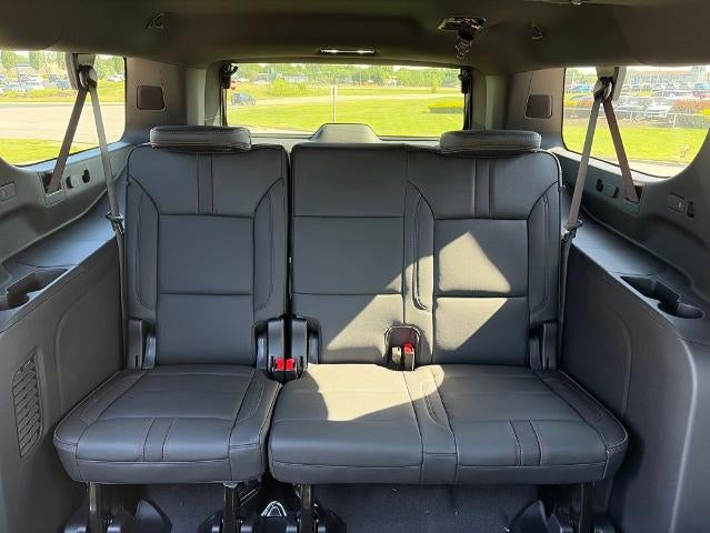 2026 Chevrolet Suburban 4WD RST