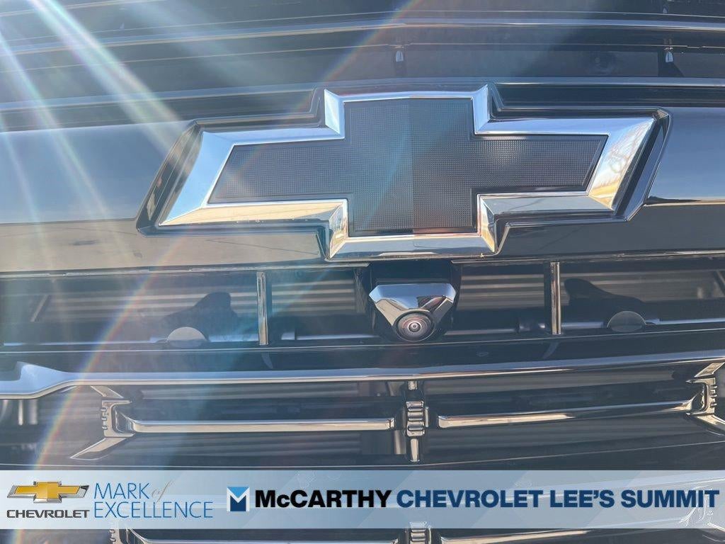 2026 Chevrolet Suburban 4WD RST