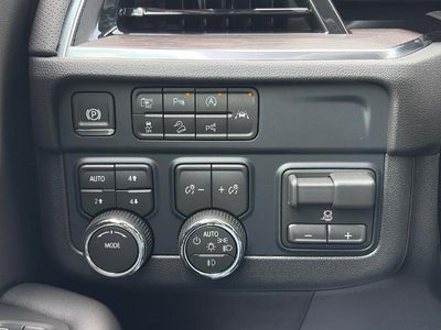 2026 Chevrolet Suburban 4WD Premier