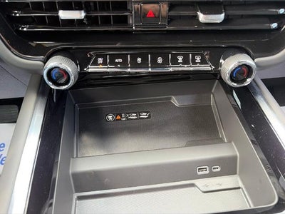 2026 Chevrolet Suburban 4WD Premier