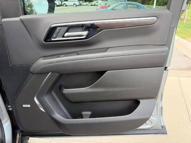 2026 Chevrolet Suburban 4WD Premier