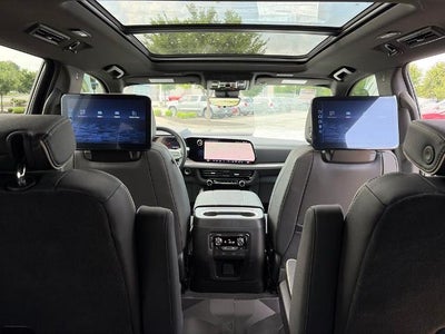 2026 Chevrolet Suburban 4WD Premier