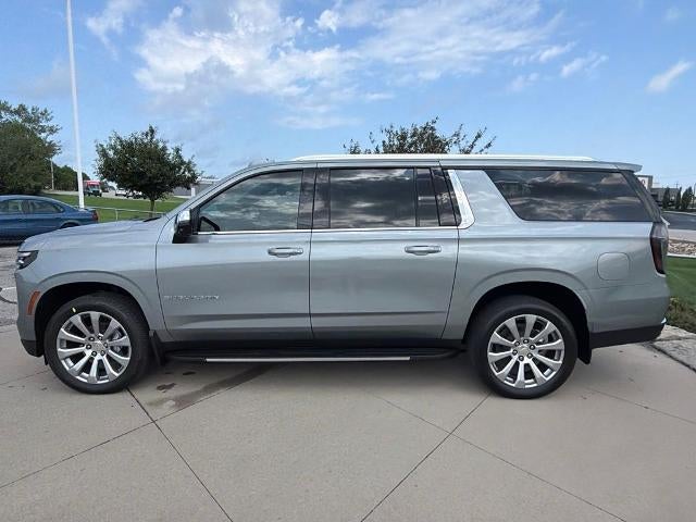 2026 Chevrolet Suburban 4WD Premier