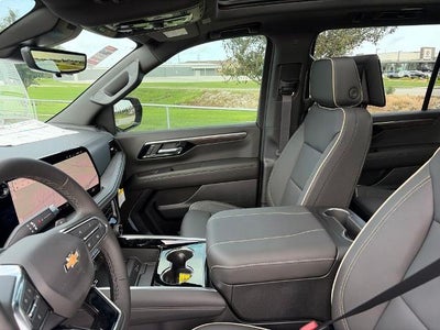 2026 Chevrolet Suburban 4WD Premier