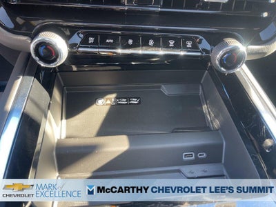 2026 Chevrolet Suburban 4WD Premier