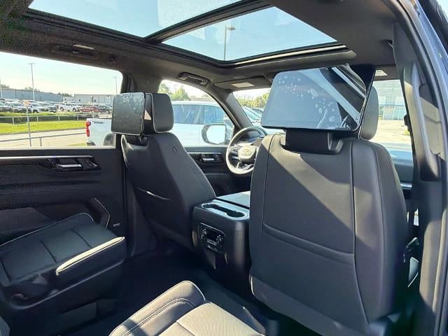 2026 Chevrolet Suburban 4WD Premier