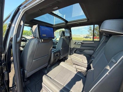2026 Chevrolet Suburban 4WD Premier