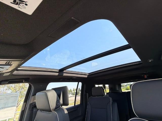 2026 Chevrolet Suburban 4WD Premier