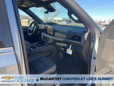 2025 Chevrolet Suburban 4WD Premier