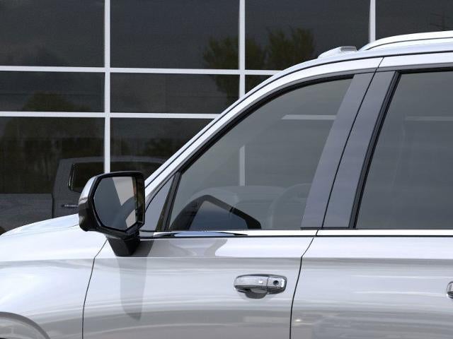 2025 Chevrolet Suburban 4WD Premier