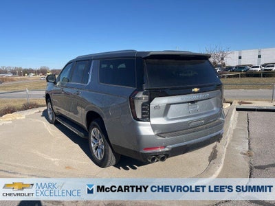 2025 Chevrolet Suburban 4WD Premier