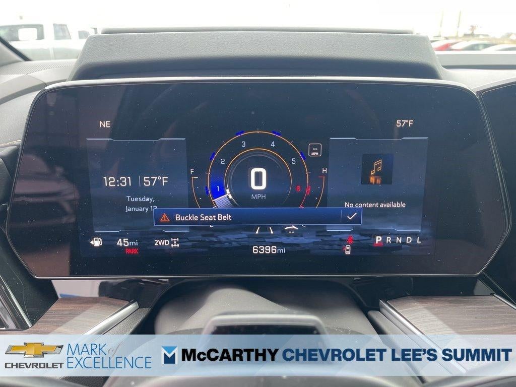 2025 Chevrolet Suburban 4WD Premier