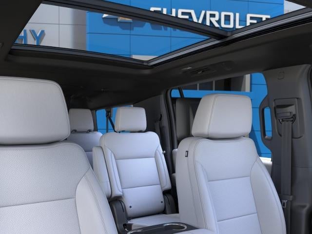 2025 Chevrolet Suburban 4WD Premier