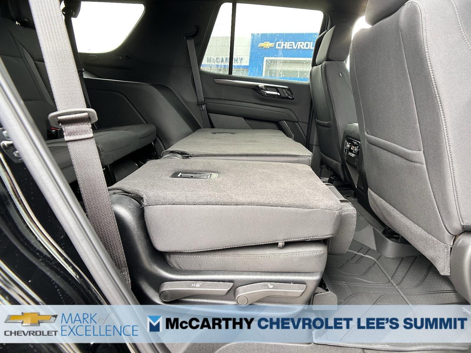 2025 Chevrolet Tahoe 4WD LS