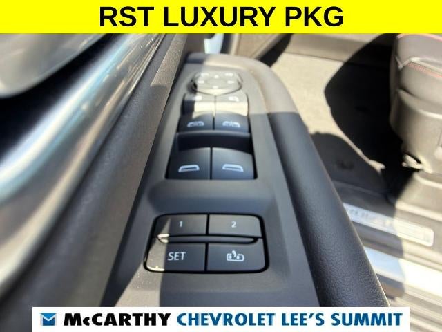 2024 Chevrolet Suburban RST