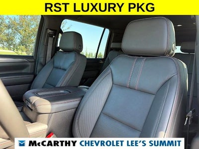 2024 Chevrolet Suburban RST